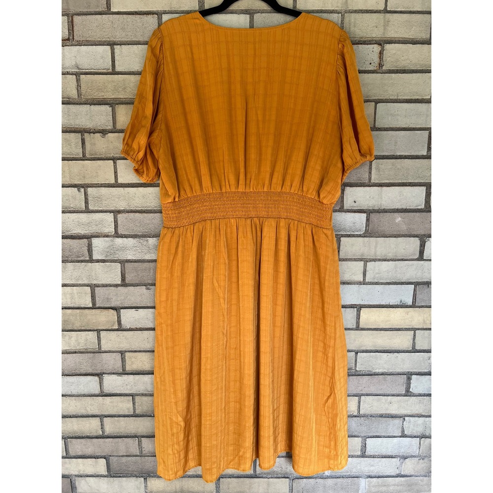 Ann Taylor Mustard Yellow Textured Midi Dress Size XL Short Puff Sleeve Henley - Picture 6 of 6
